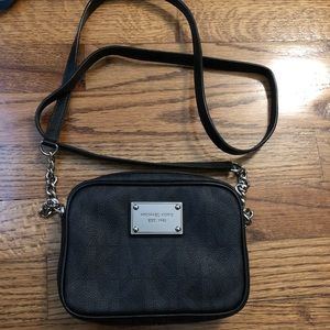 GREAT CONDITION Michael Kors satchel